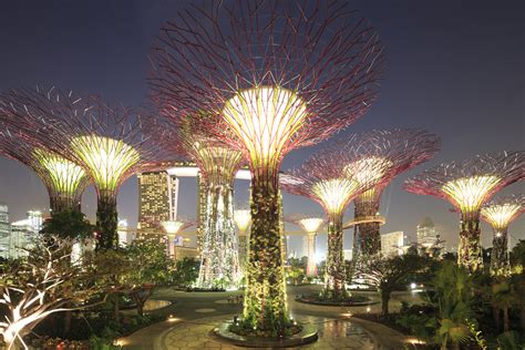 Gardens by the Bay, Supertrees - Greenroofs.com