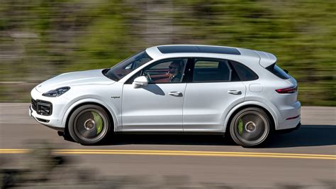 The 2020 Porsche Cayenne Turbo S E-Hybrid Has Supercar Performance ...