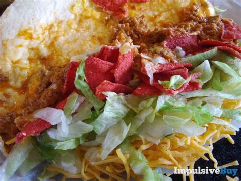 REVIEW: Taco Bell Loaded Nacho Taco - The Impulsive Buy