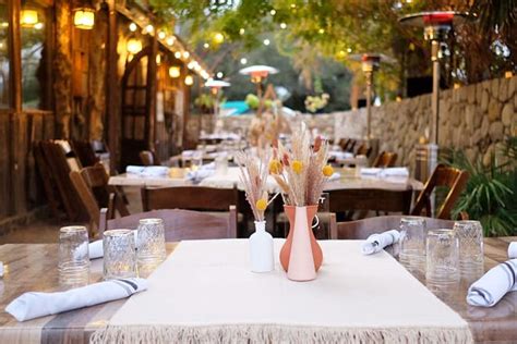 15 Best Restaurants in Ojai, CA for 2024 (Top Eats!)