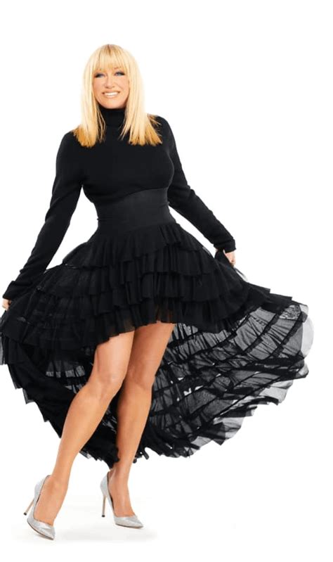 her beautiful black dress, it's SO AWESOME!!!! : r/Suzanne_Somers