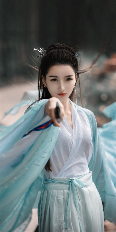 Ancient Chinese Dress, Beautiful Costumes, China Girl, Warrior Girl, Artists, Beauty, Geishas, Kunst