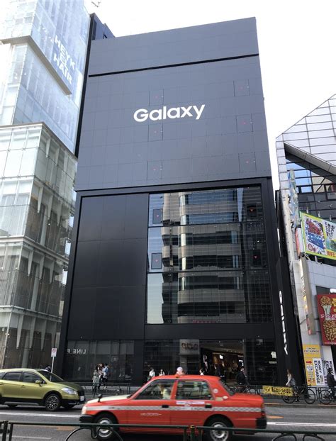 Galaxy Store in Harajuku, Tokyo, Japan : r/samsung