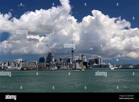 Auckland cruise ship terminal hi-res stock photography and images - Alamy