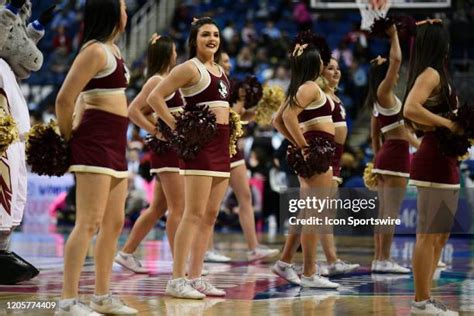 Fsu Cheerleaders Photos and Premium High Res Pictures - Getty Images