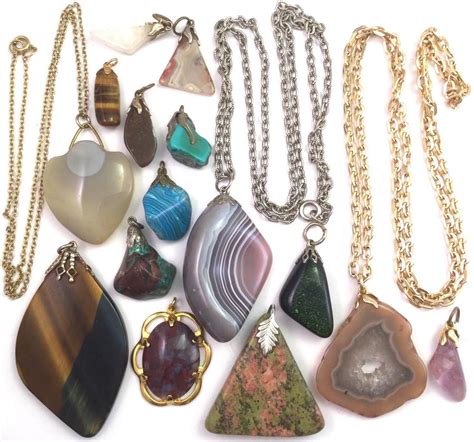 VINTAGE POLISHED STONE NECKLACE PENDANT CHARM LOT CHAIN PRETTY COLORS | #1734822469