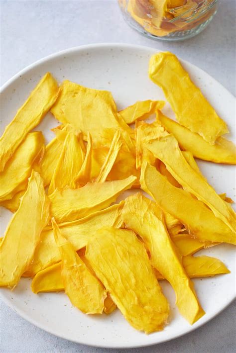 Dehydrated Mango (How to make Dried Mangoes) - My Forking Life