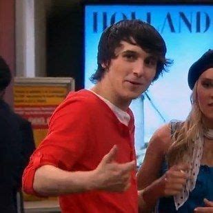 Oliver Oken played by Mitchel Musso | Here's The Cast Of "Hannah Montana" In Their First And ...