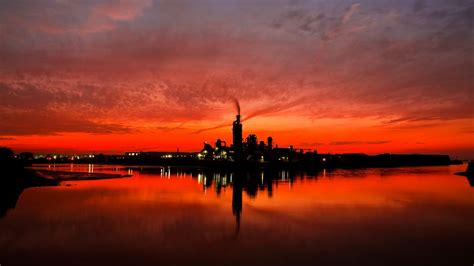 Wallpaper night city, sunset, sky, factory, horizon hd, picture, image