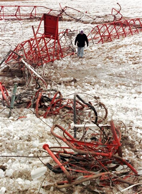 Ottawa's devastating 1998 ice storm, told in compelling pictures | CBC News