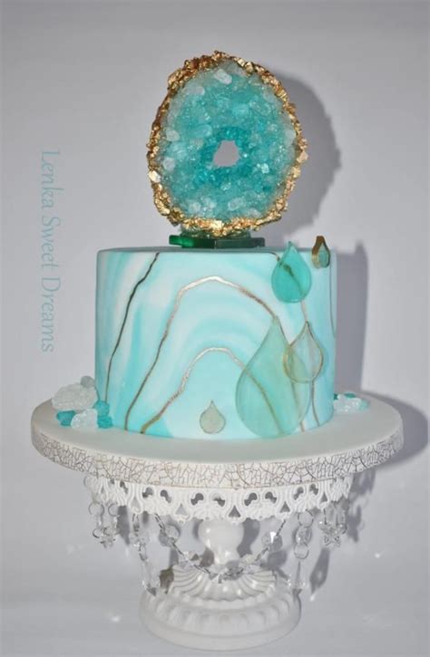 Geode cake. by LenkaSweetDreams Gorgeous Cakes, Amazing Cakes, Geode ...