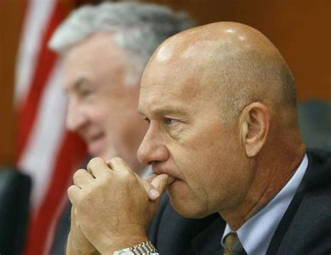 Whitmire calls for crackdown on prison contraband