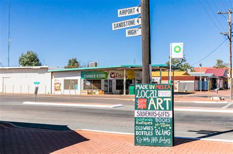 Passing through Meekatharra — Nic Duncan