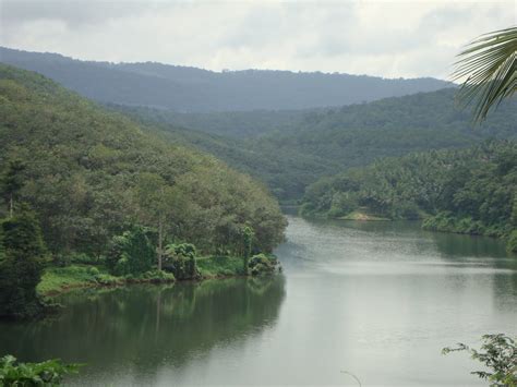 AMAZING KERALA: Seethathodu, Ranni, Pathanamthitta, Kerala