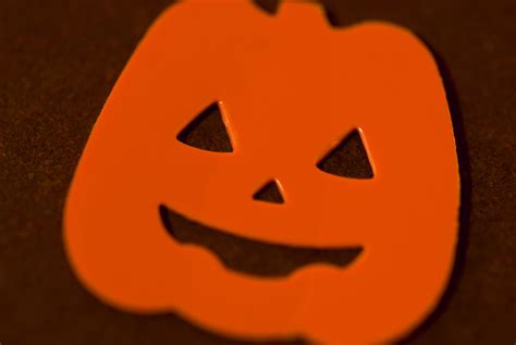 Image of pumpkin lantern smile | CreepyHalloweenImages