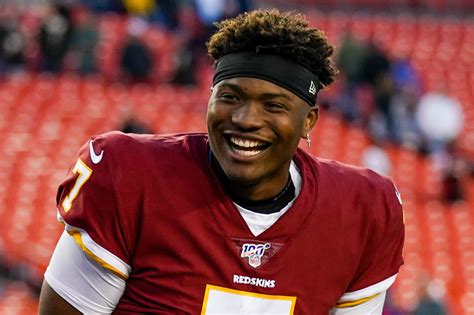 Dwayne Haskins, do Steelers, morre após ser atropelado por um caminhão ...