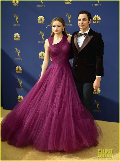 Full Sized Photo of joey king emmy awards 2018 01 | Joey King Attends ...