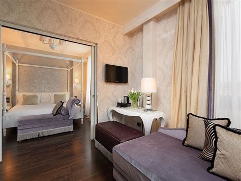 Book the Suites at the Carnival Palace Hotel for your Stay in Venice