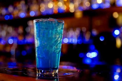 Detroit Lions drinks are taking over Michigan: Here are 16 hot spots to quench your thirst ...