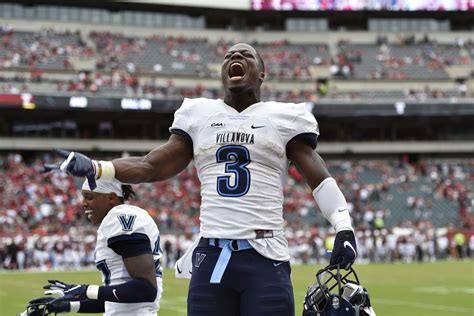 Villanova Football: Wildcats upset FBS Temple 19-17 to open season - VU ...