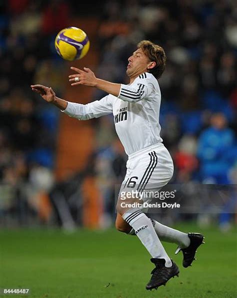 Gabriel Heinze Real Madrid Photos and Premium High Res Pictures - Getty Images