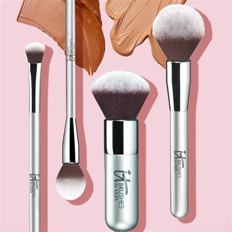 IT Cosmetics Brushes for Ulta Travel Size Brush Bath Purifying Makeup ...