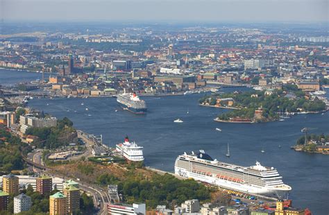 The Stockholm Tourist: Ports and Docks in Stockholm for Cruise Ships