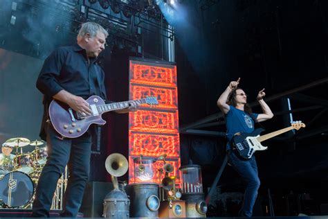 RUSH Brings 40th Anniversary Tour to Austin - Front Row Center