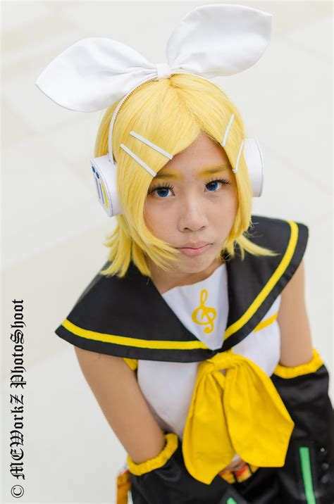 Rin Kagamine - Cosplay by PS-XiaoFeng on DeviantArt