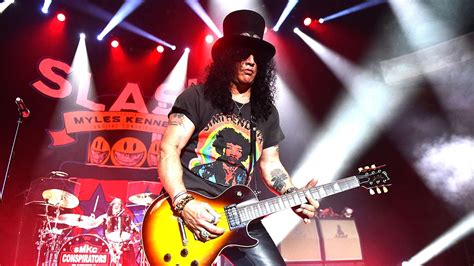 Learn 10 of Slash's key rhythm and lead guitar approaches | Guitar World