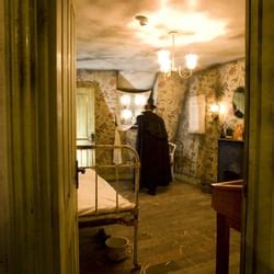 Jack The Ripper Museum - 33 Photos - Museums - 12 Cable Street, Whitechapel, London, United ...