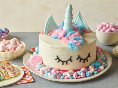 How To Make A Unicorn Birthday Sheet Cake / Unicorn Birthday Sheet ...