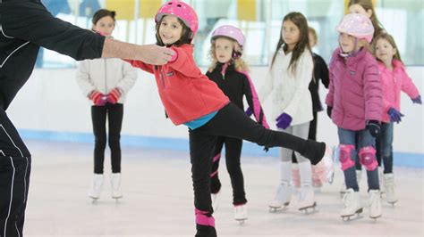 12 Best Ice Skating Lessons for Kids in NYC This Year