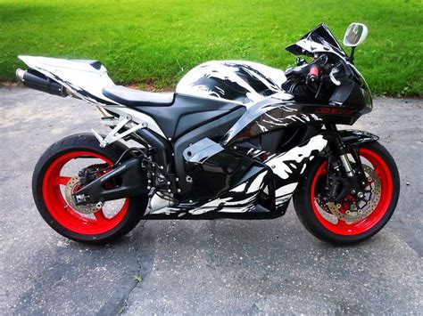 Custom honda cbr600rr