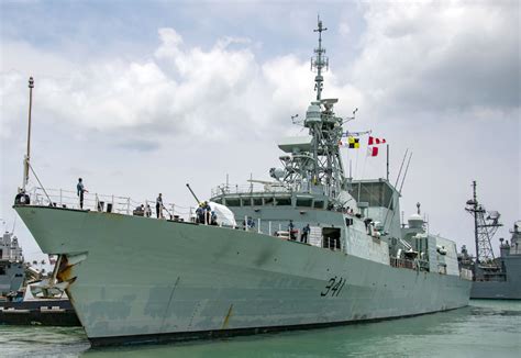 HMCS Ottawa (FFH-341) Multi-Mission Frigate Warship