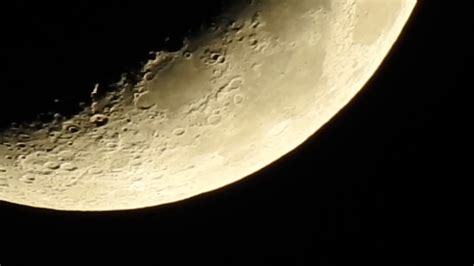 Close-up Moon shot (Nikon P900) - YouTube