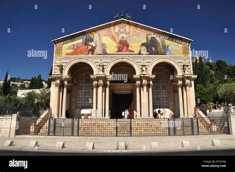 All nations church (Basilica of the Agony). Gethsemane garden ...