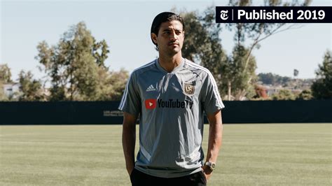 Carlos Vela Just Wants to Go to Work - The New York Times