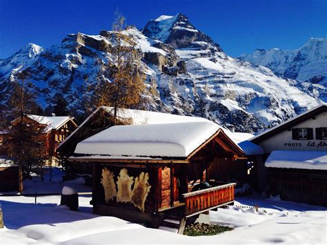 Just now :) Beautiful Winter day in Mürren Bernese Oberland Repinned by www.gorara.com | Winter ...