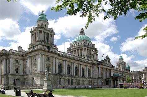 Travel Thru History Belfast, Northern Ireland - Titanic Sized History ...