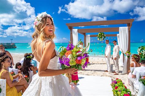 30+ Things To Know As You Plan A Beach Wedding | Beaches