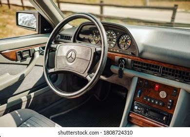 69 Mercedes 500 sec Images, Stock Photos & Vectors | Shutterstock