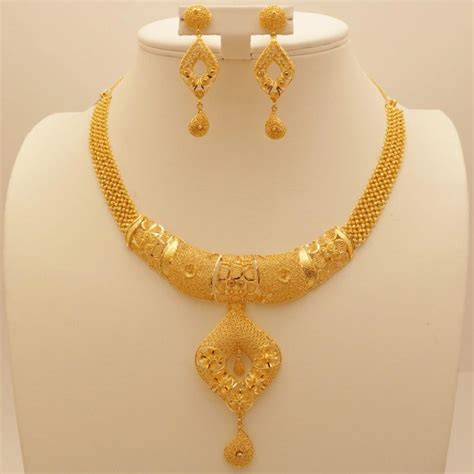 No.1 Online Jewellery Store in India | Gold necklace designs, Gold bridal jewellery sets, Gold ...