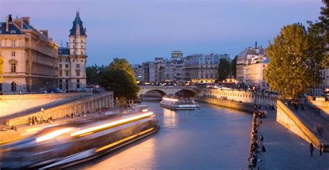 Paris: Night River Cruise On The Seine With Waffle Tasting | GetYourGuide