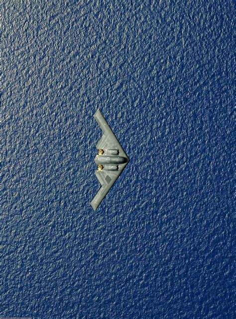 B-2 Spirit flying over the ocean : r/aviation