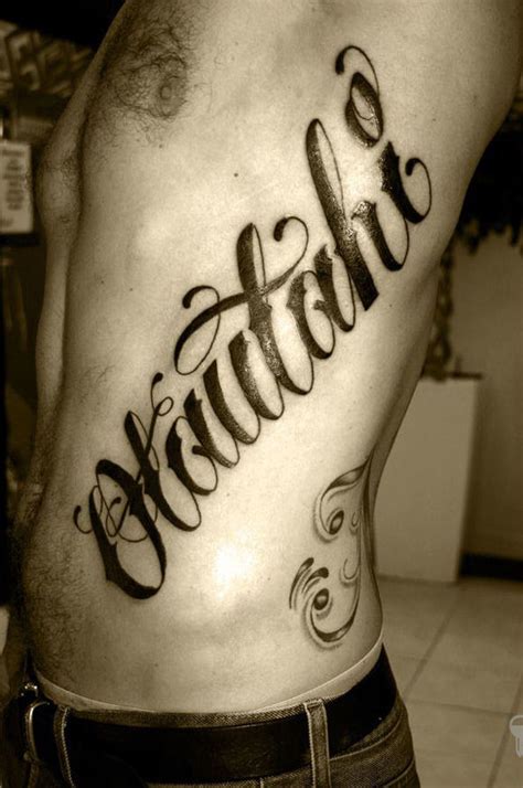 50 Excellent Tattoo Lettering Examples