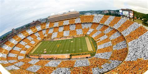 Tennessee's Neyland Stadium named one of the best in college football