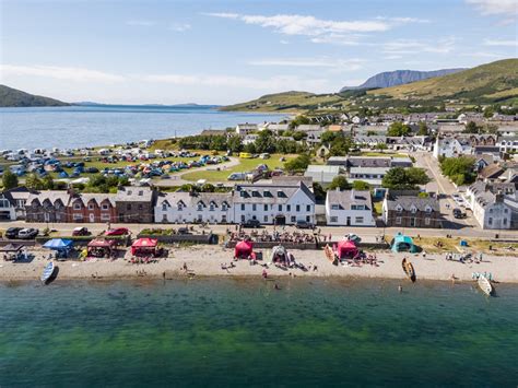 Welcome to Ullapool - Accommodation Highlands of Scotland