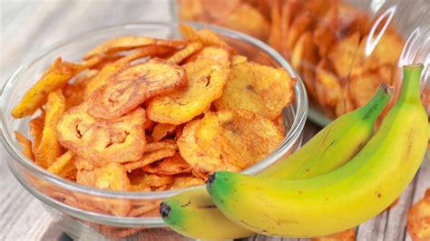 Crispy Banana Chips Recipe | Homemade Banana Chips Recipe | Tea Time Snacks | Toasted - YouTube