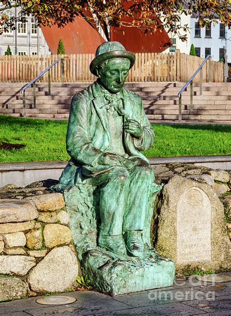 Padraic O Conaire Statue, Eyre Square, Galway, County Galway, Ireland ...